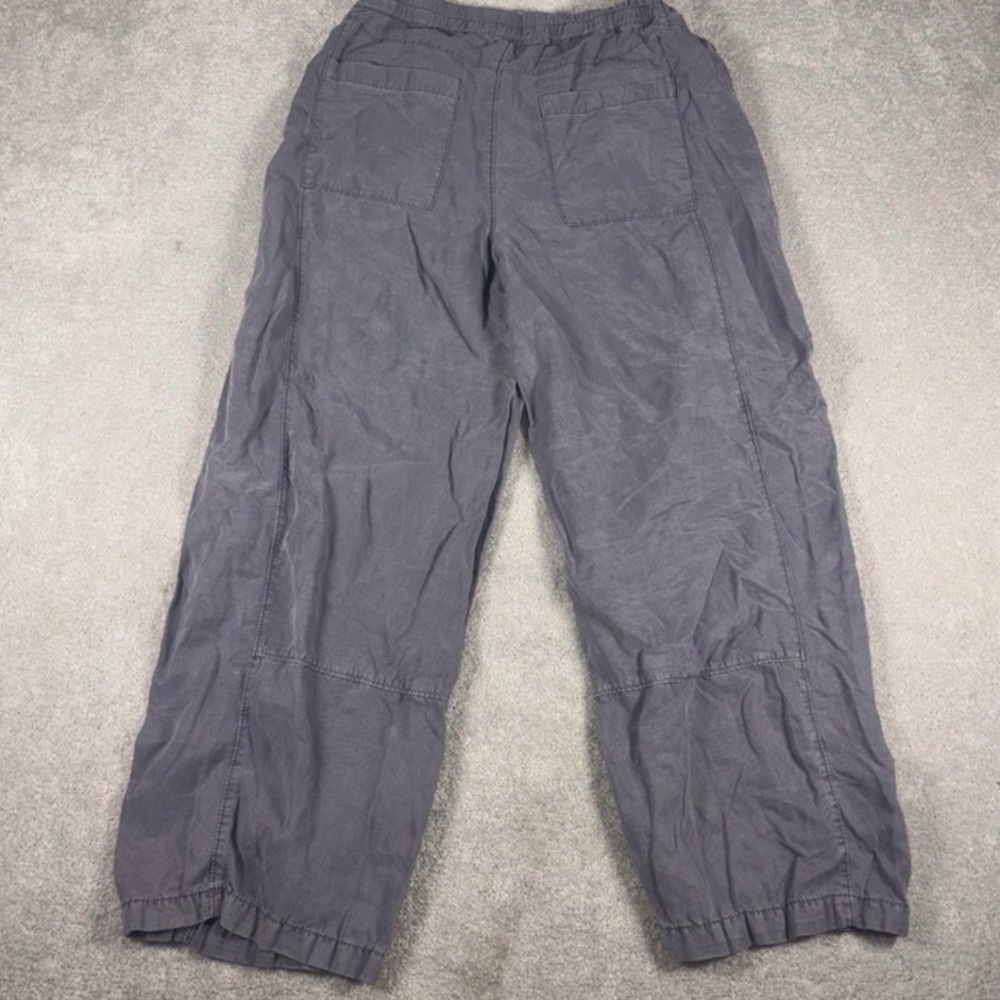 Anthropologie Gray Cropped Pants - Picture 5 of 10